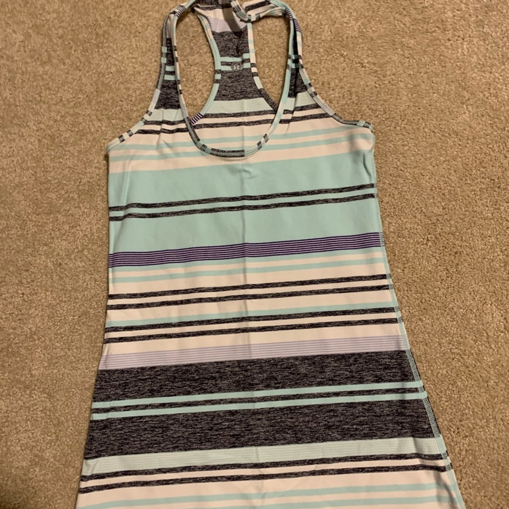 Lululemon workout tank
